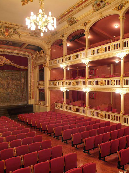 Vista de la platea del teatre Bartrina