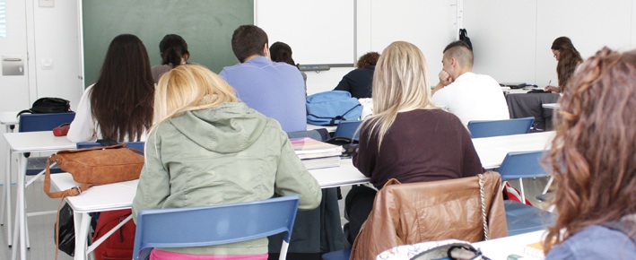 Escola de persones adultes Marta Mata