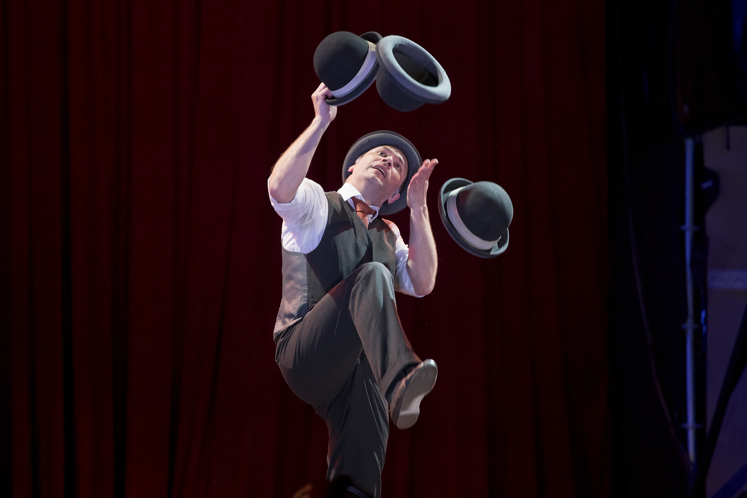 Cabaret inaugural Lorenzo Mastropietro, de Tjerk Van der Meulen