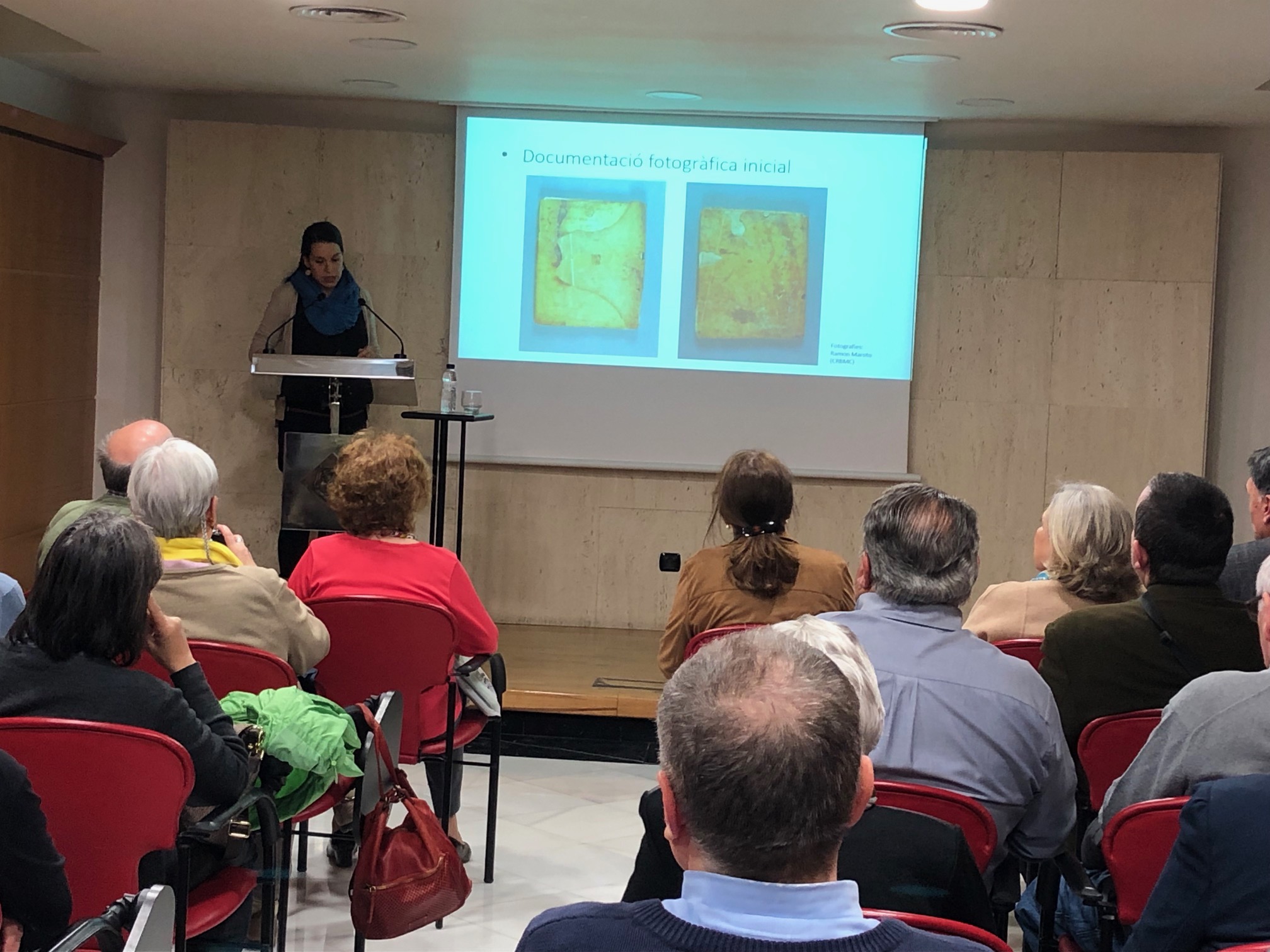 Imatge conferència sobre Llibres del Comú Sant Jordi Reus 2019