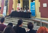 Acte de final de curs davant la seu del CNL (juny 26)