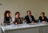 Imatge de la roda de premsa de presentació de la donació del Fons Família Prunera al Museu de Reus