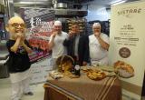Imatge de la presentació de la galeta de la Cursa de la Dona 2019 al Forn Sistaré de Reus Imatge de la presentació de la galeta de la Cursa de la Dona 2019 al Forn Sistaré de Reus
