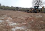 Treballs de les Brigades en el condicionament d'una zona d'aparcament a Mas Pellicer