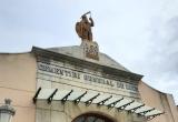 Façana Cementiri General Reus amb logo 150 anys