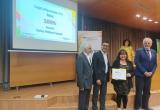 Montserrat Flores recull el Segell Infoparticipa