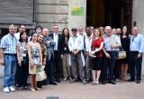 Inauguració de la placa d’homenatge al Dr. Romà Perpinyà amb la presència d'alguns dels assistents al Congrés Fuzzy.
