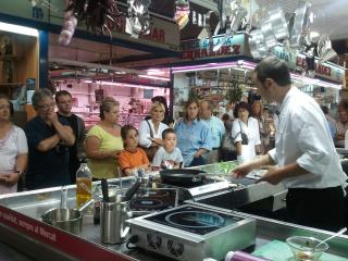 Imatge d'arxiu del taller de cuina impartit per Isma Prados.