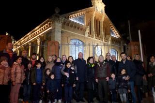 Inauguració il·luminació façana Prat de la Riba