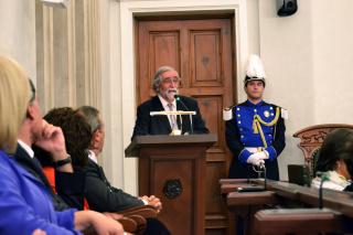 Vicenç Villatoro, durant el parlament de l'11 de setembre, al saló de plens de l'Ajuntament de Reus.