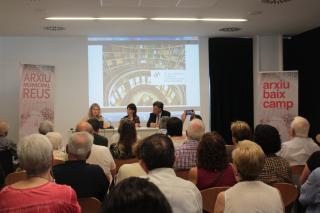Presentació dels Fons de la Banda de Música de la Ciutat de Reus. Marta Grassot, Elisenda Cristià i Joaquim Enrech