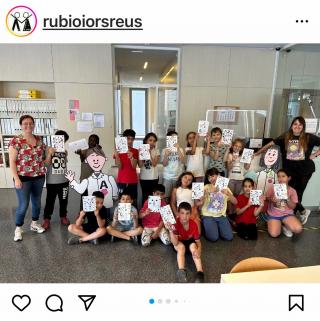 Taller d'enquadernació. Alumnes de 3r de l'escola Rubió i Ors