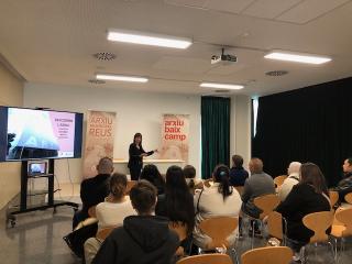 Visita a l'Arxiu del CFA Marta Marta