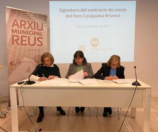 Signatura del contracte de donació