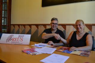 Imatge signatura conveni amb Escola de Cinema de Reus