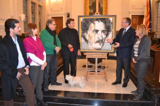 Imatge de l'acte de donació del quadre de Jaume Queralt a l'Ajuntament de Reus