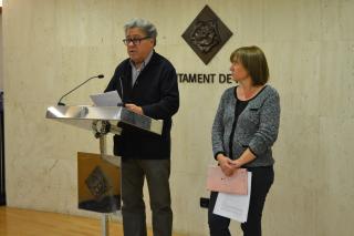Imatge de la roda de premsa amb el regidor i la directora del Museu de Reus