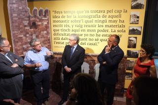 Foto de la inauguració de l'exposició sobre Eduard Toda aquest dijous al vespre al Museu de Reus