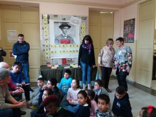 Foto de l'activitat a l'escola Pompeu Fabra