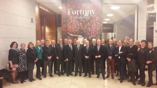 Imatge de la visita de la delegació reusenca a l'exposició sobre Fortuny a El Prado