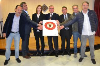 L’Ajuntament i els productors de vermut de la ciutat arriben a un acord per crear i promocionar la marca «Vermut de Reus»