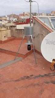 Dispensadors de pinso esterilitzant per a coloms