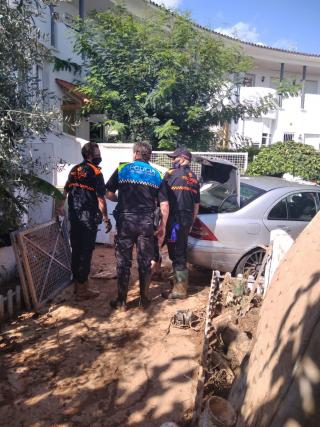 Guàrdia Urbana i l'Associació de Voluntaris de Protecció Civil, al dispositiu d’emergències per les inundacions a Alcanar