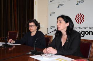 Regidores de Reus (esquerra) i Tarragona a la presentació de les mocions