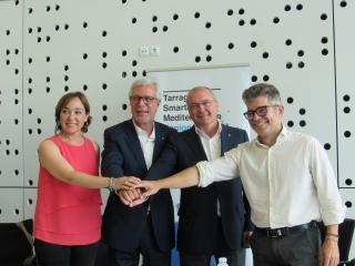 Els alcaldes de Reus i Tarragona, amb els regidors Arza i Floría