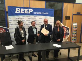 Imatge acte presentació exposició col·lecció Beep Art Electrònic a Reus 