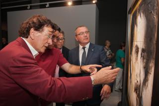 Foto de l'acte d'ahir al Museu de Reus, amb la inauguració de «Fortuny & Queralt»