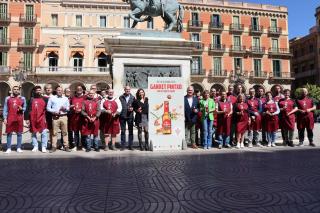 Foto de família de la presentació de la Ganxet Pintxo Primavera 2024