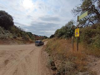 Encreuament del camí de la Selva amb la riera de l'Abeurada