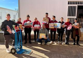 Donació solidària al Centre Social El Roser