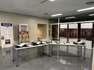 Mostra documental al vestíbul de l'Arxiu Municipal batalla Vilallonga