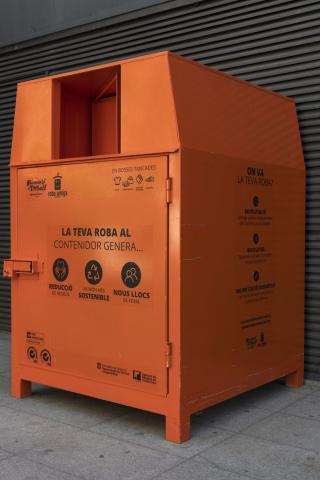 Contenidor de recollida de roba