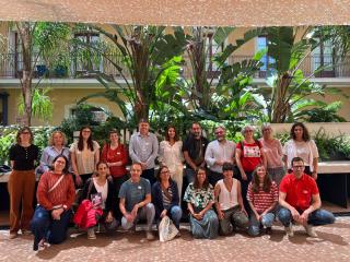 Jornada de treball per fomentar la lectura entre joves i infants durant l'estiu