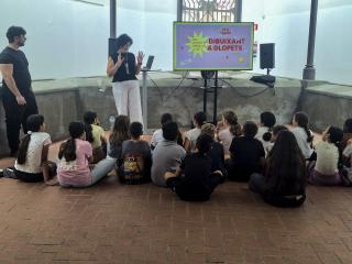 Presentació video animat del conte solidari Fil a l'agulla