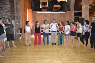 Benvinguda a la ciutat camp de treball art, música i moviment