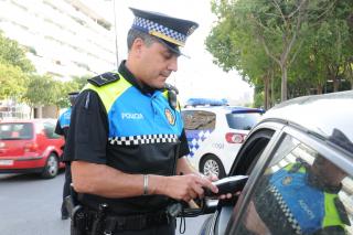 Agents de la Guàrdia Urbana de la Unitat de Seguretat Viària