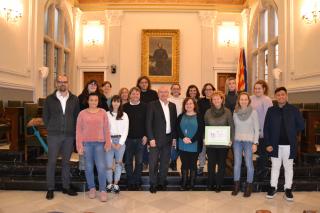 Foto de grup dels instituts que han rebut els diplomes Xarxa per a la Igualtat de Gènere