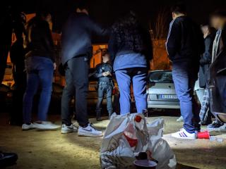 Controls de la Guàrdia Urbana de consum d'alcohol a la via pública