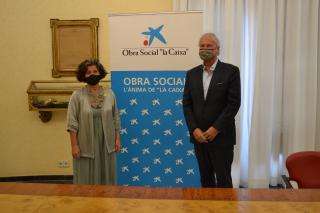 Signatura conveni obra social La Caixa