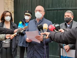 Roda de premsa precinte local per incompliment mesures sanitàries