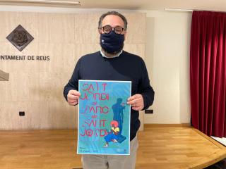 Daniel Recasens amb el cartell de Sant Jordi 2021 a Reus