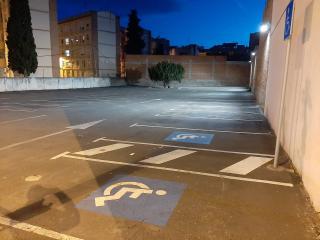 Millores aparcament carrer Sor Lluïsa Estivill
