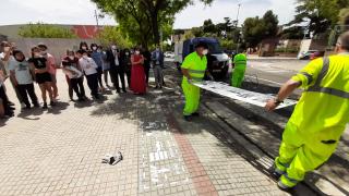 Senyalització viària inclusiva amb pictogrames al CEE Font del Lleó