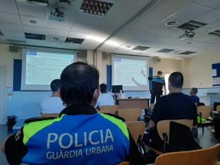 Curs de la Guardia Urbana en identificació d'estupefaents en la conducció