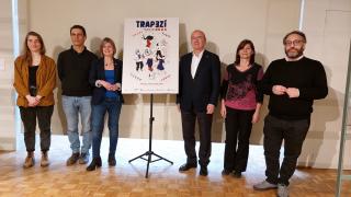 Foto de família presentació Trapezi 2022 a Reus