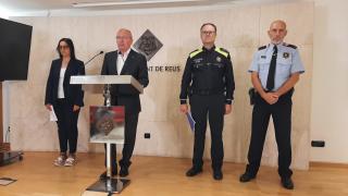 Roda de premsa sobre la detenció per la crema de contenidors